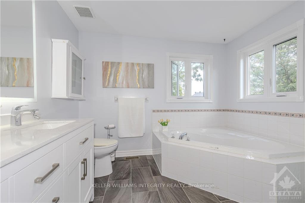 212 REDPATH Drive photo 20