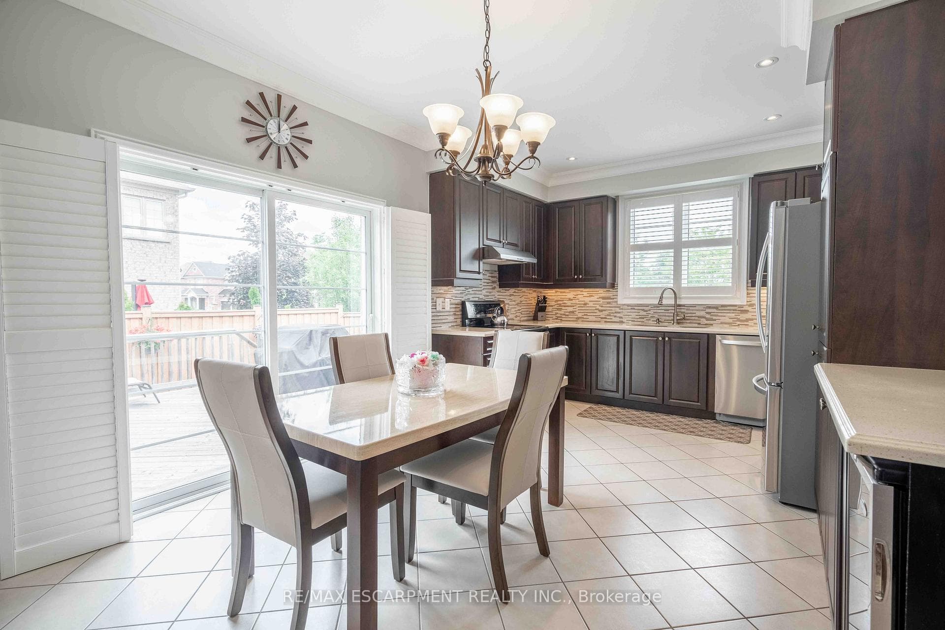 3220 SORRENTO Crescent photo 14
