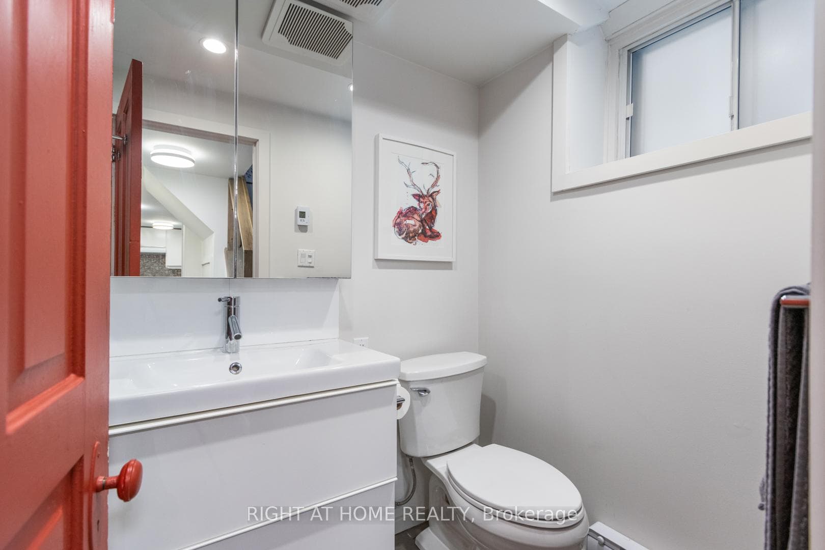 83 Grenadier Road photo 28