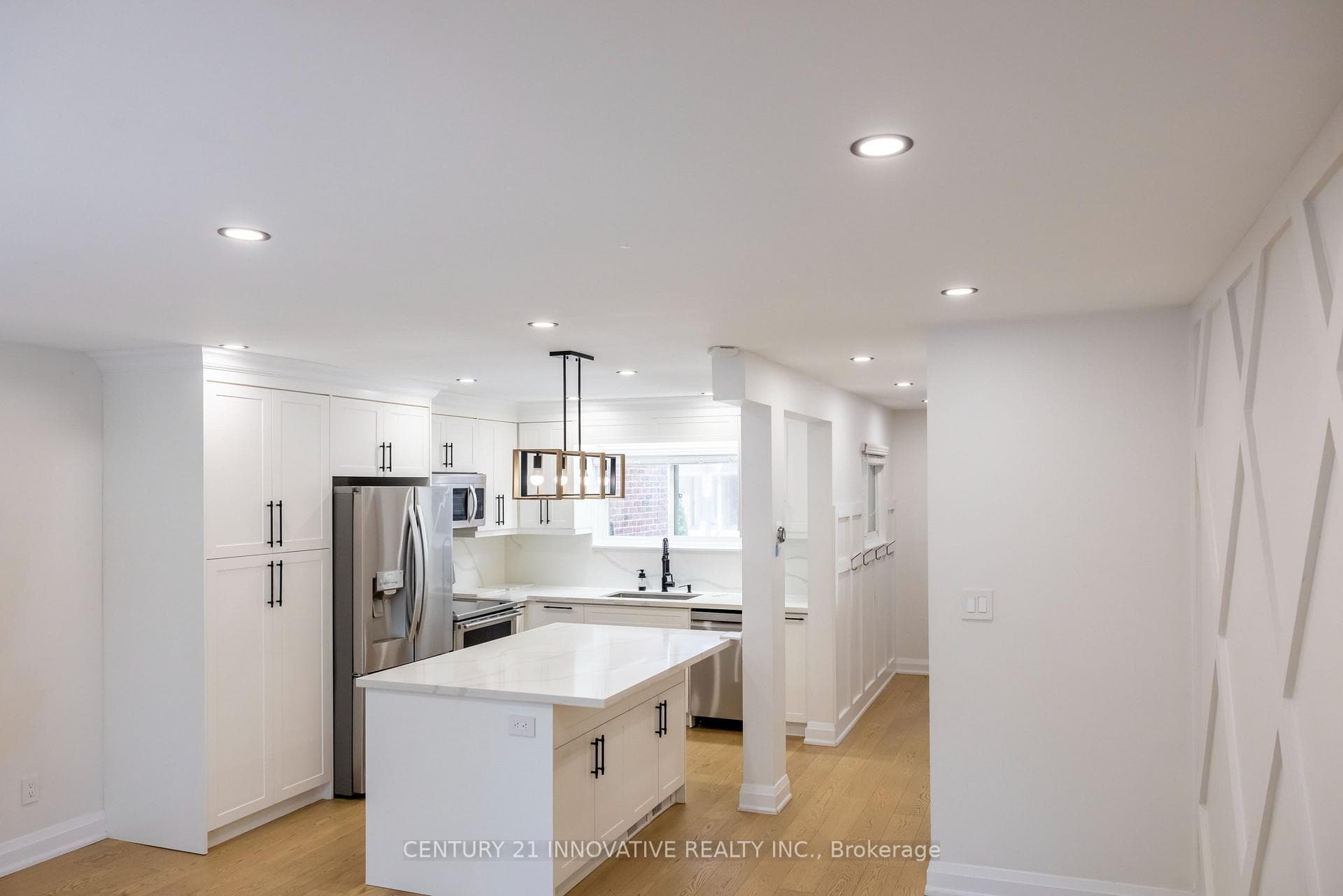 2451 Bridletowne Circle Unit 19 photo 5