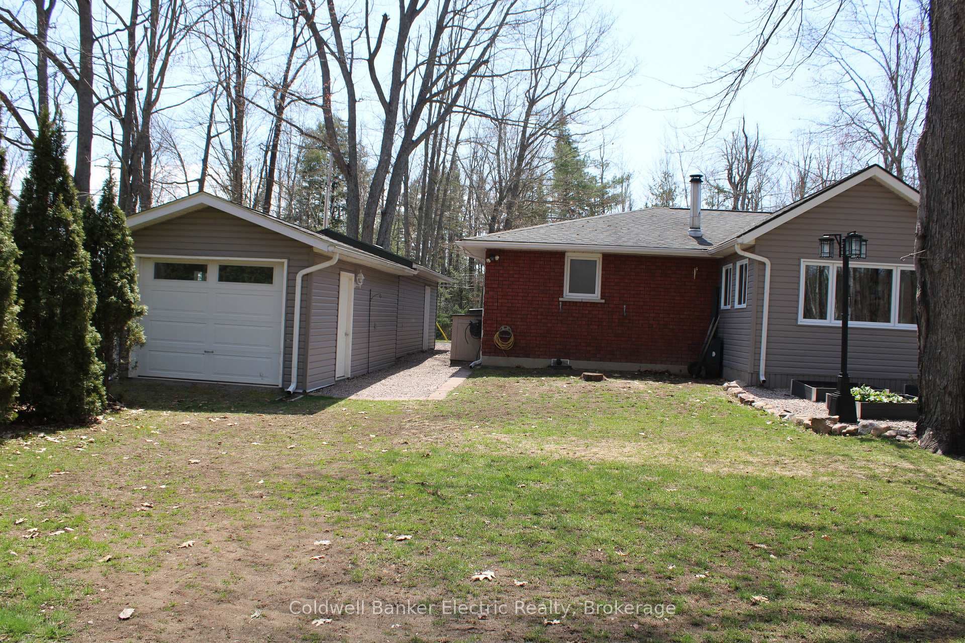 178 Adam & Eve Road photo 41