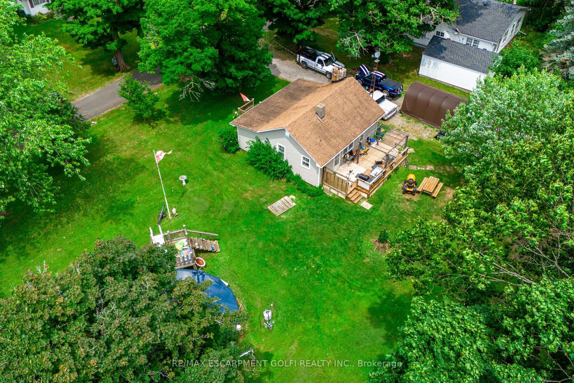 666 Dover Road photo 35