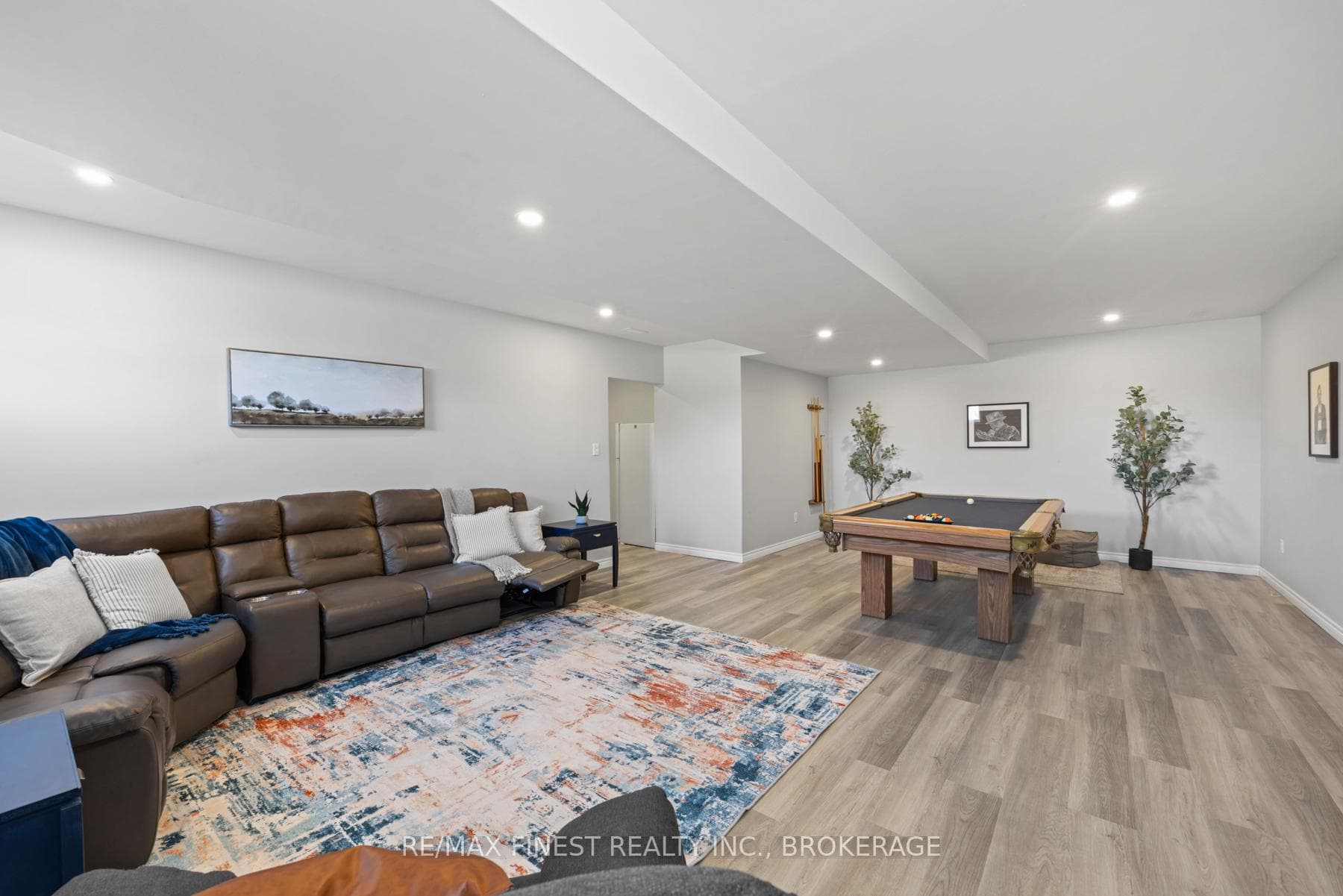 500 Deerview Drive photo 35