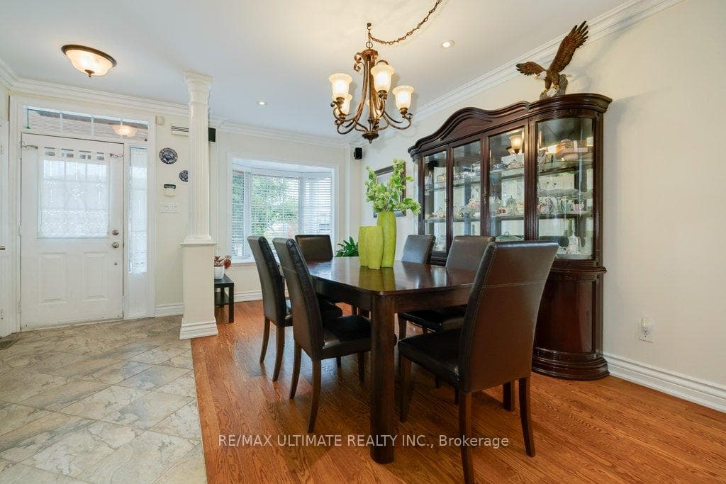 62 Schell Avenue photo 2