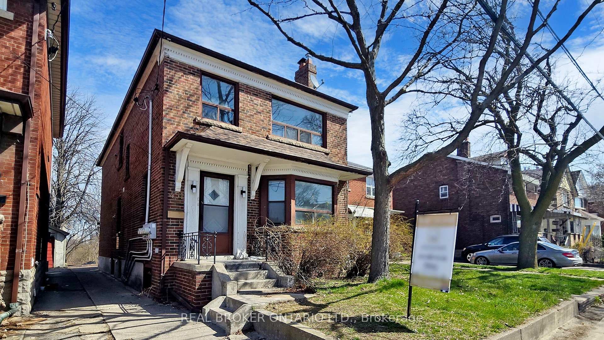 451 Donlands Avenue Unit Main photo 3