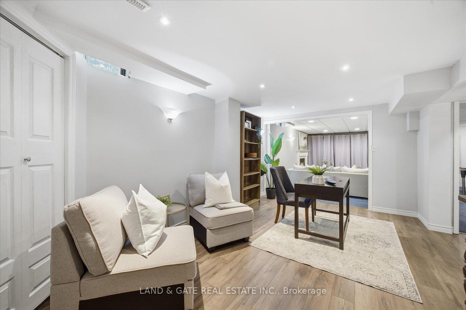 76 Moyse Drive photo 34