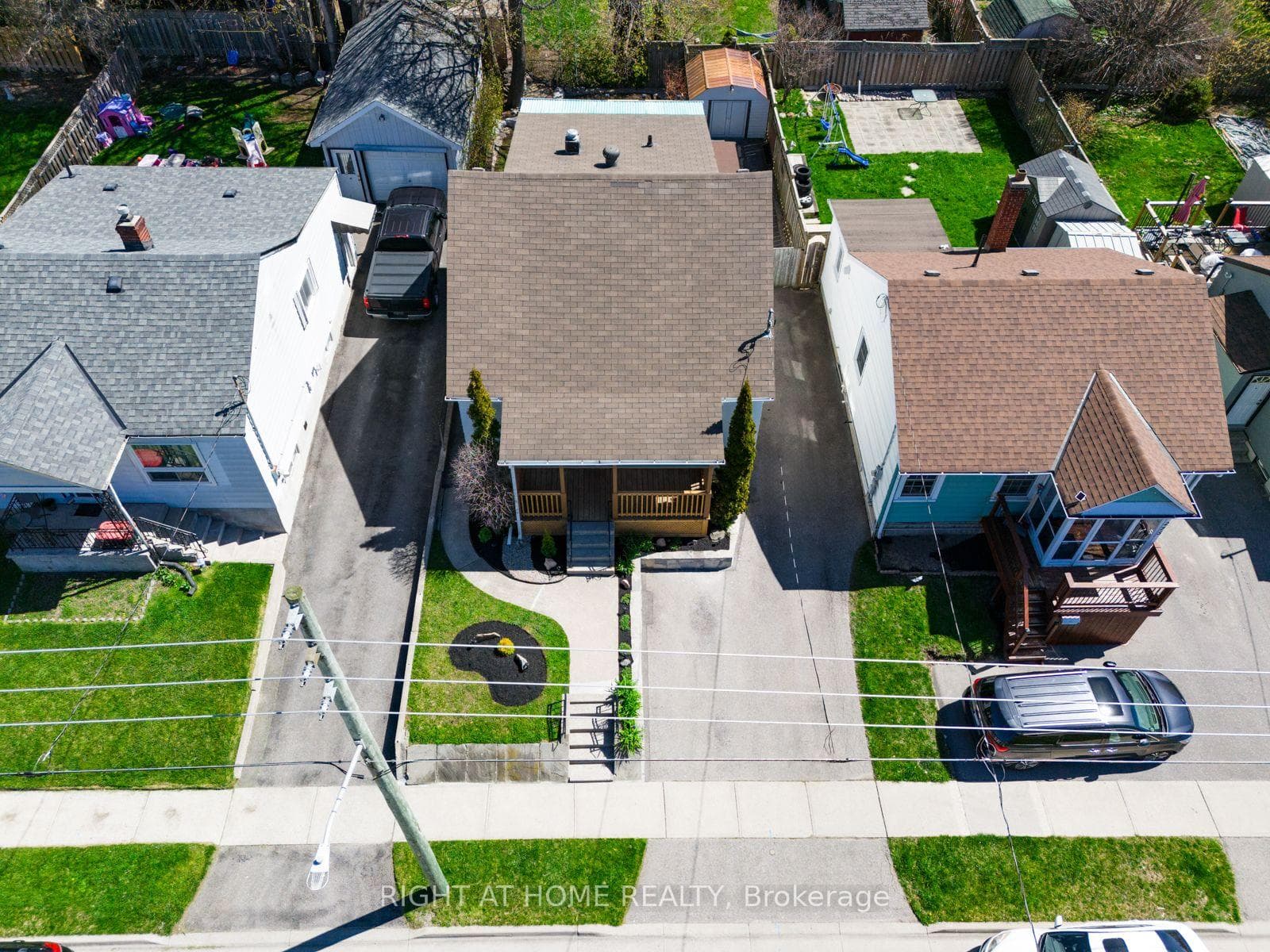 271 Drew Street photo 29