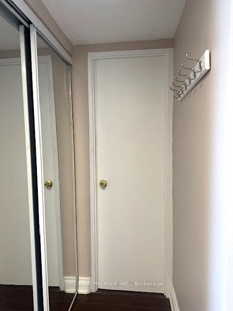 2645 Jane Street Unit 513 photo 15