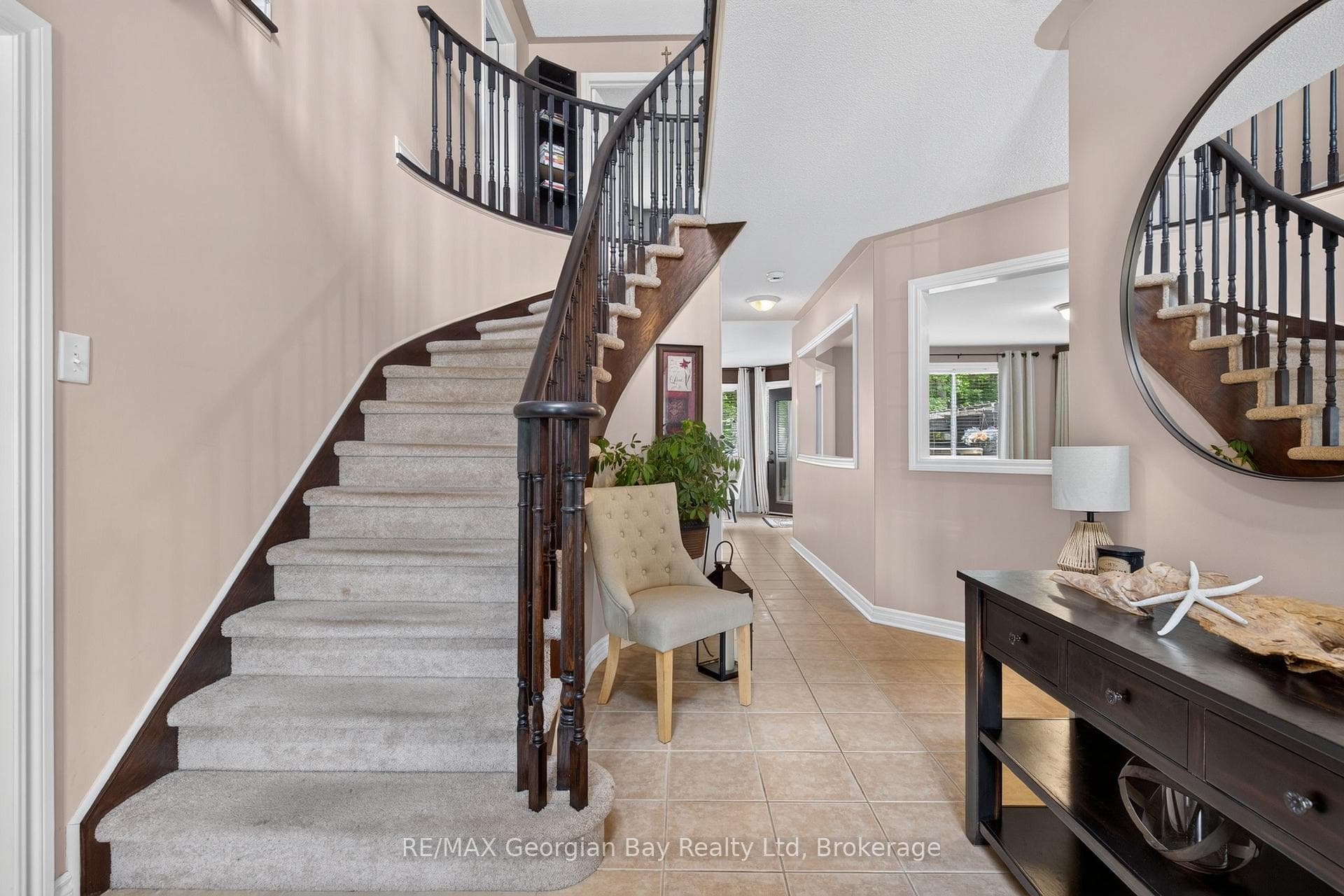400 Keller Drive photo 18