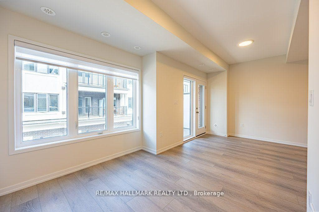 49 Matawin Lane photo 7