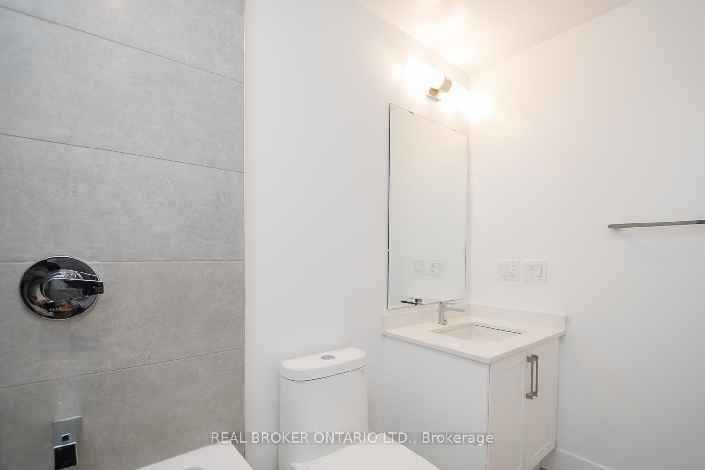 2450 Old Bronte Road Unit 516 photo 23