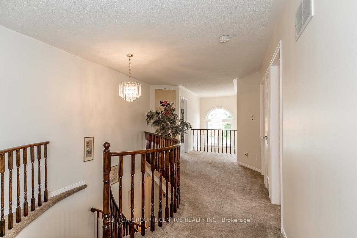 89 Cityview Circle photo 33