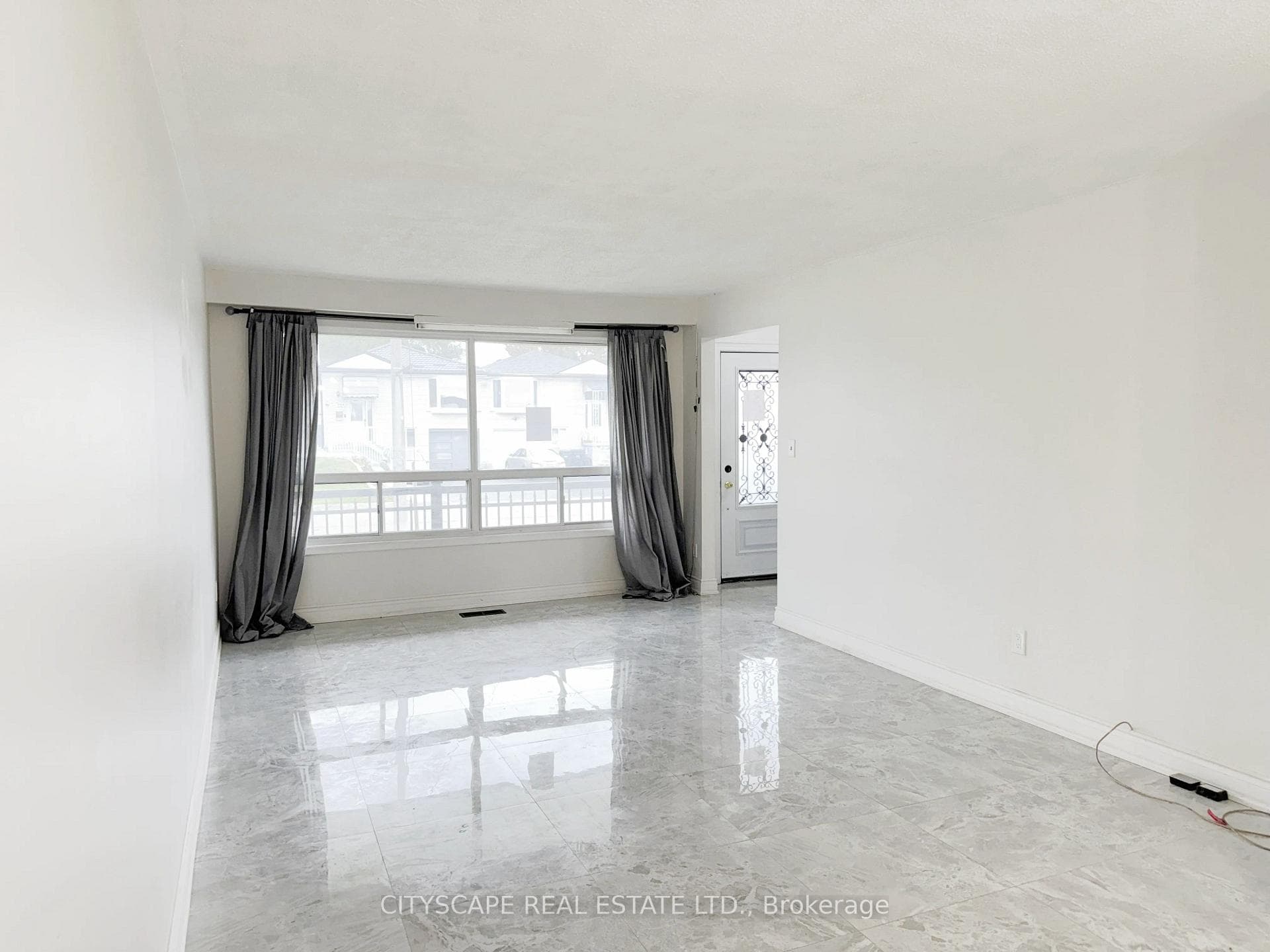 Living/Dining Rooms