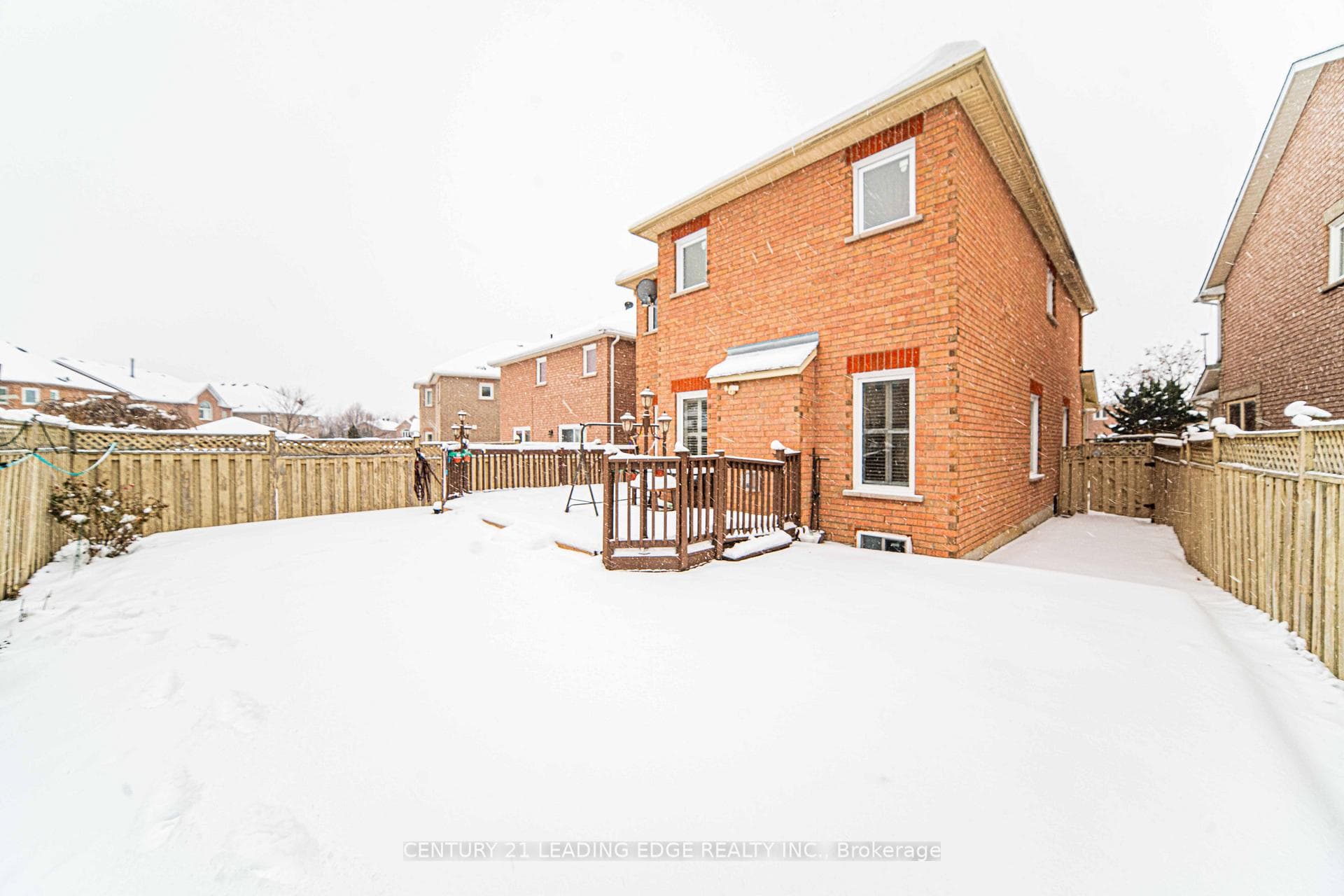 81 Rushmore Court photo 42