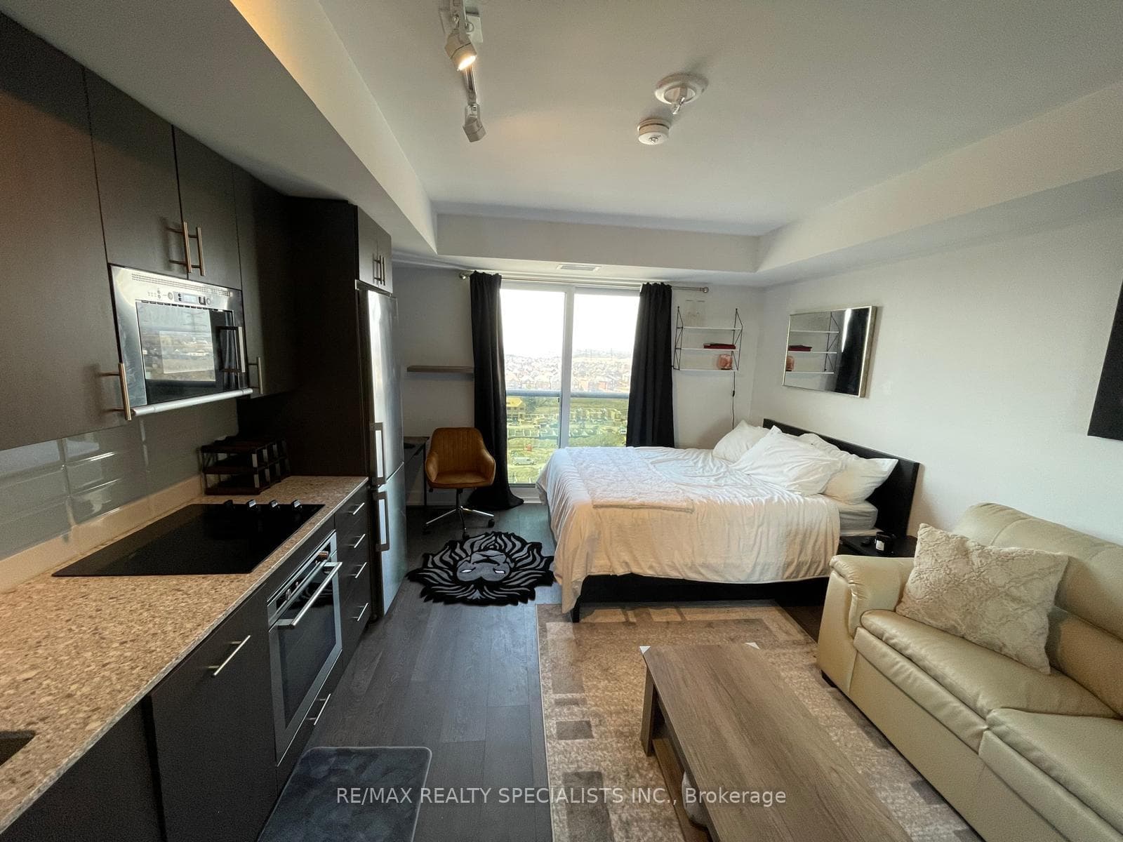 2550 Simcoe Street Unit 1119 photo 11