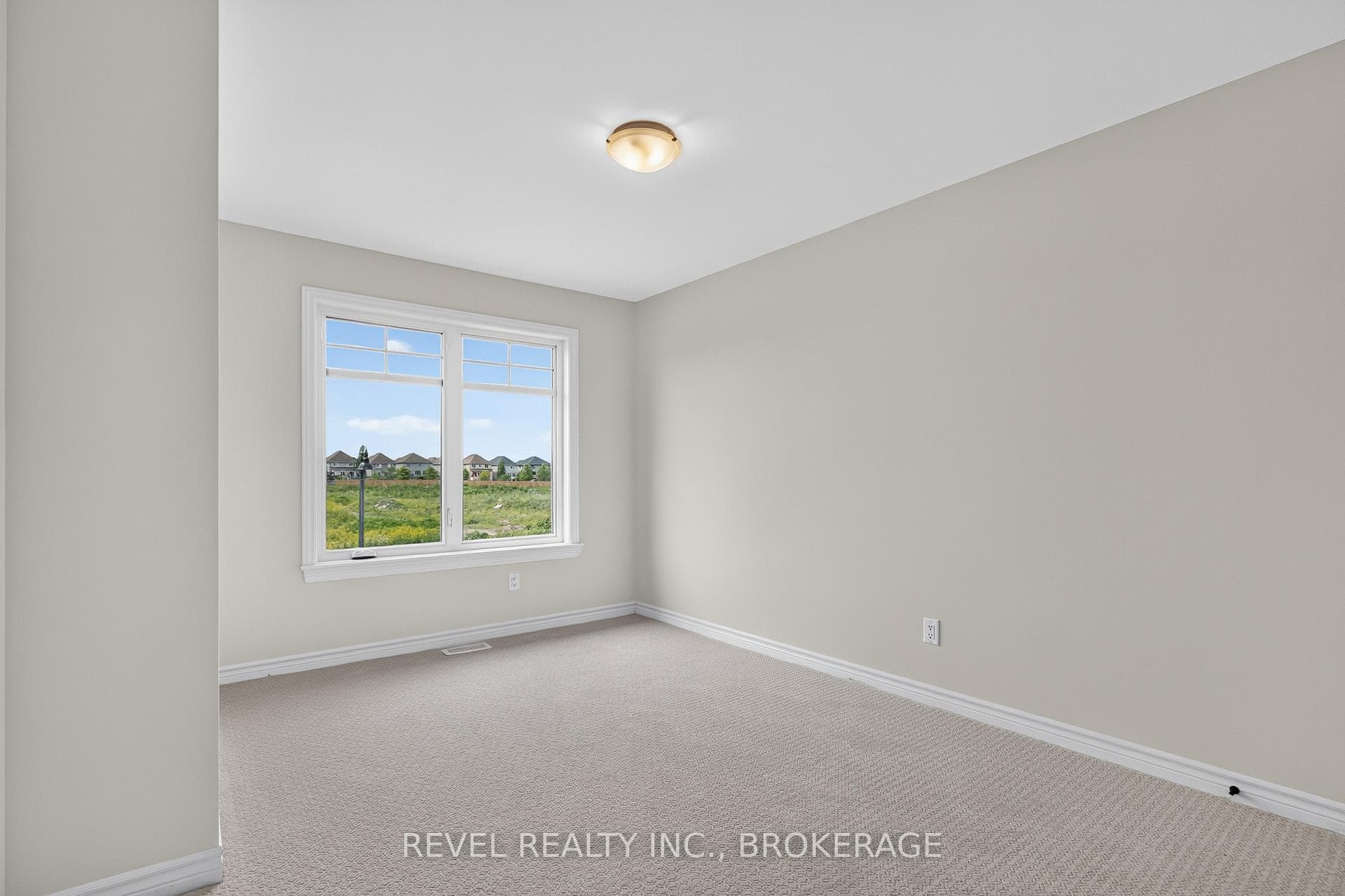 444 Buckthorn Drive photo 33