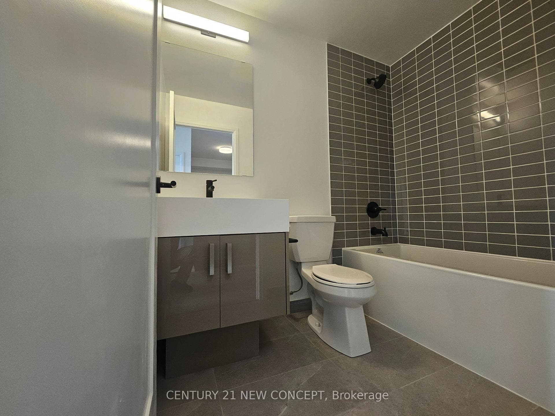 280 Dundas Street Unit 2507 photo 4