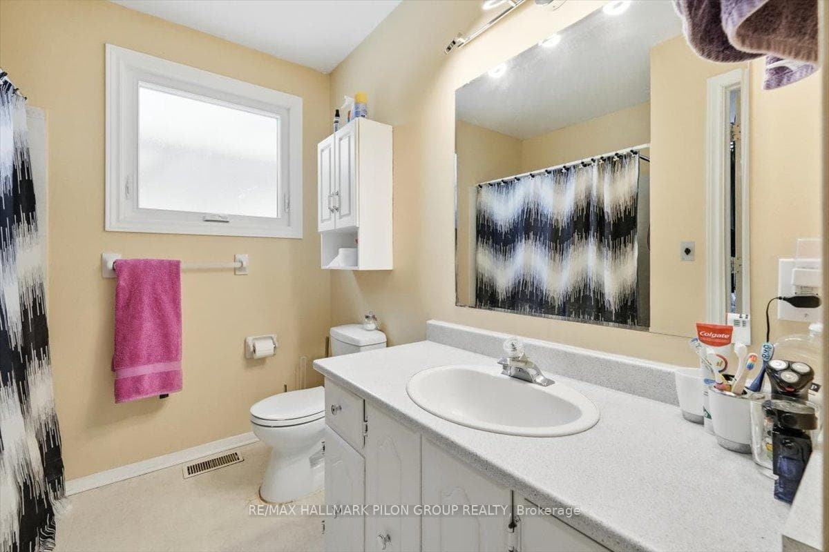 2620 Denise Avenue photo 10