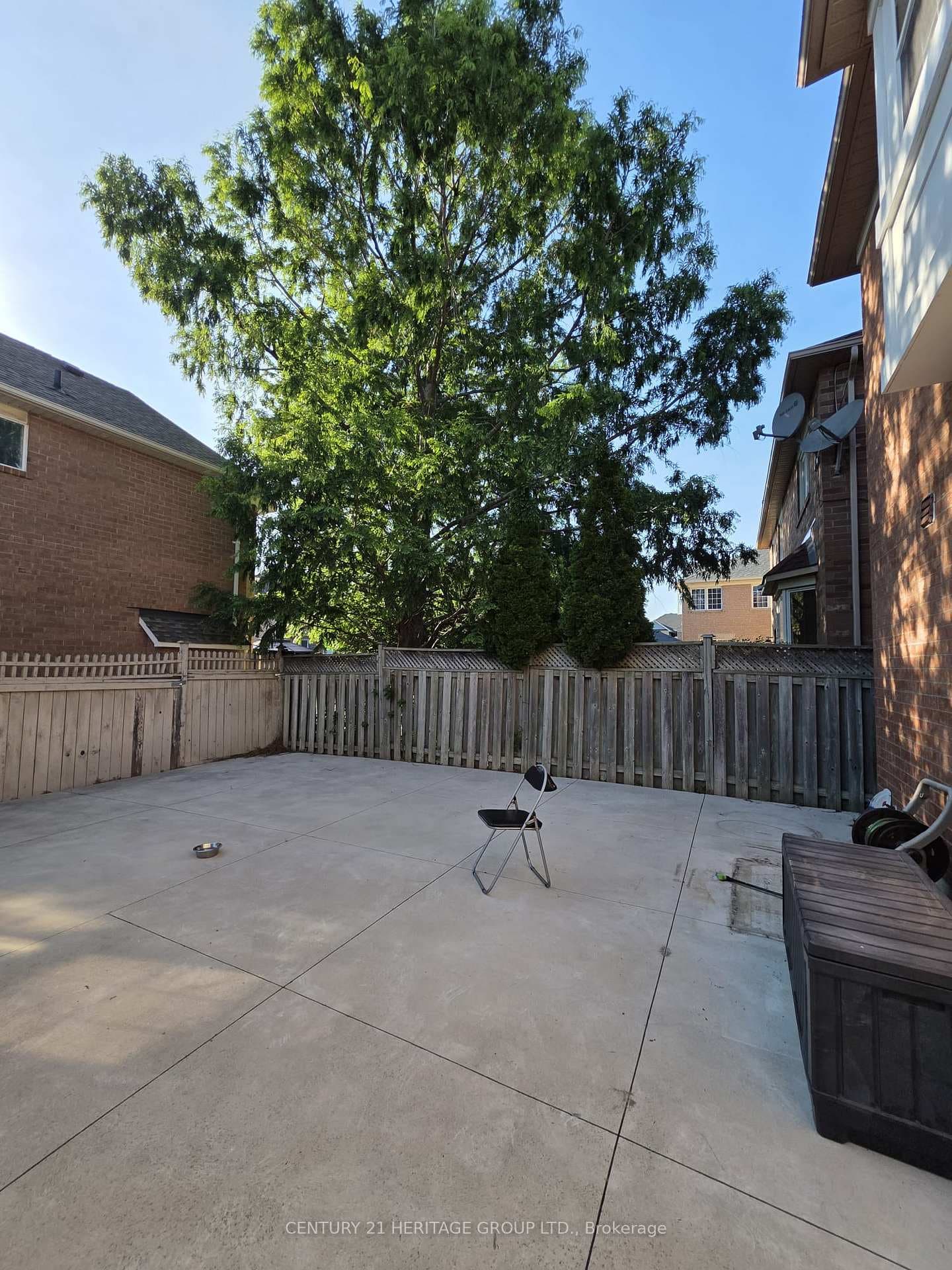 52 Brock Drive photo 36