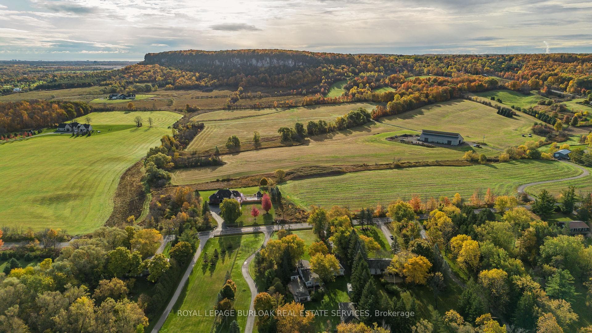 3149 Britannia Road photo 3