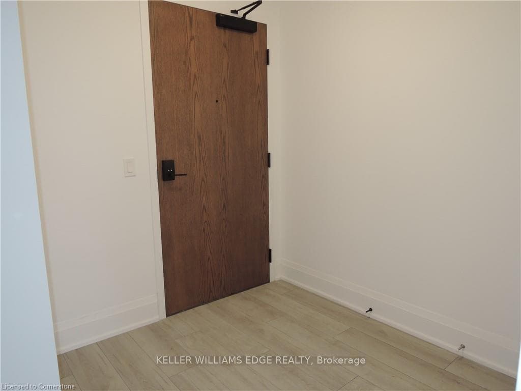 1035 Southdown Road Unit 208 photo 4