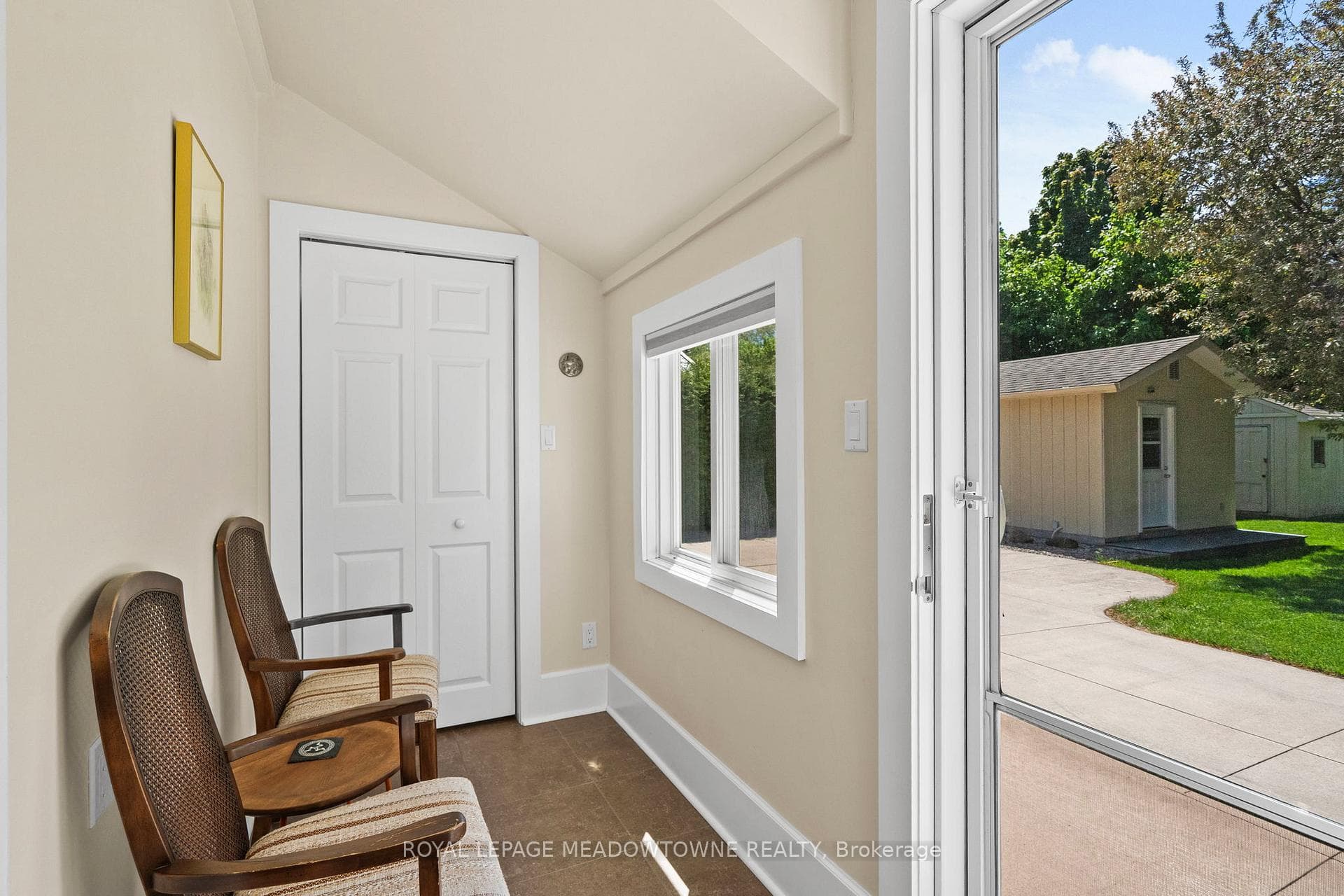 272 Pine Street photo 19