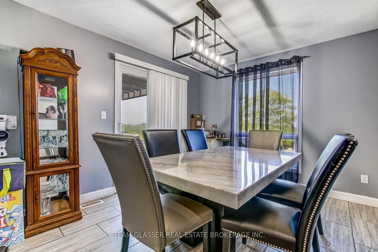 23999 Mayfair Road photo 16