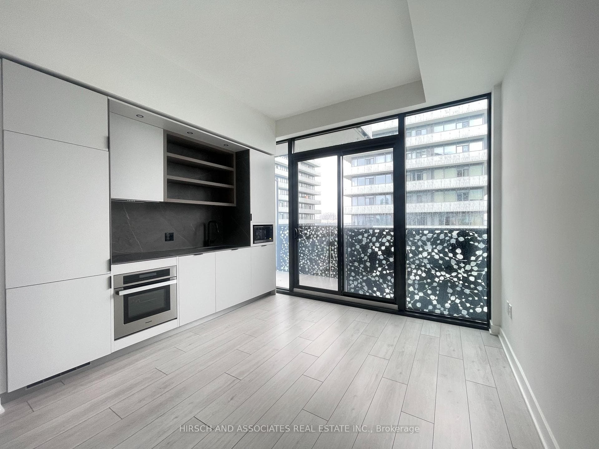 55 Charles Street Unit 5010 photo 4