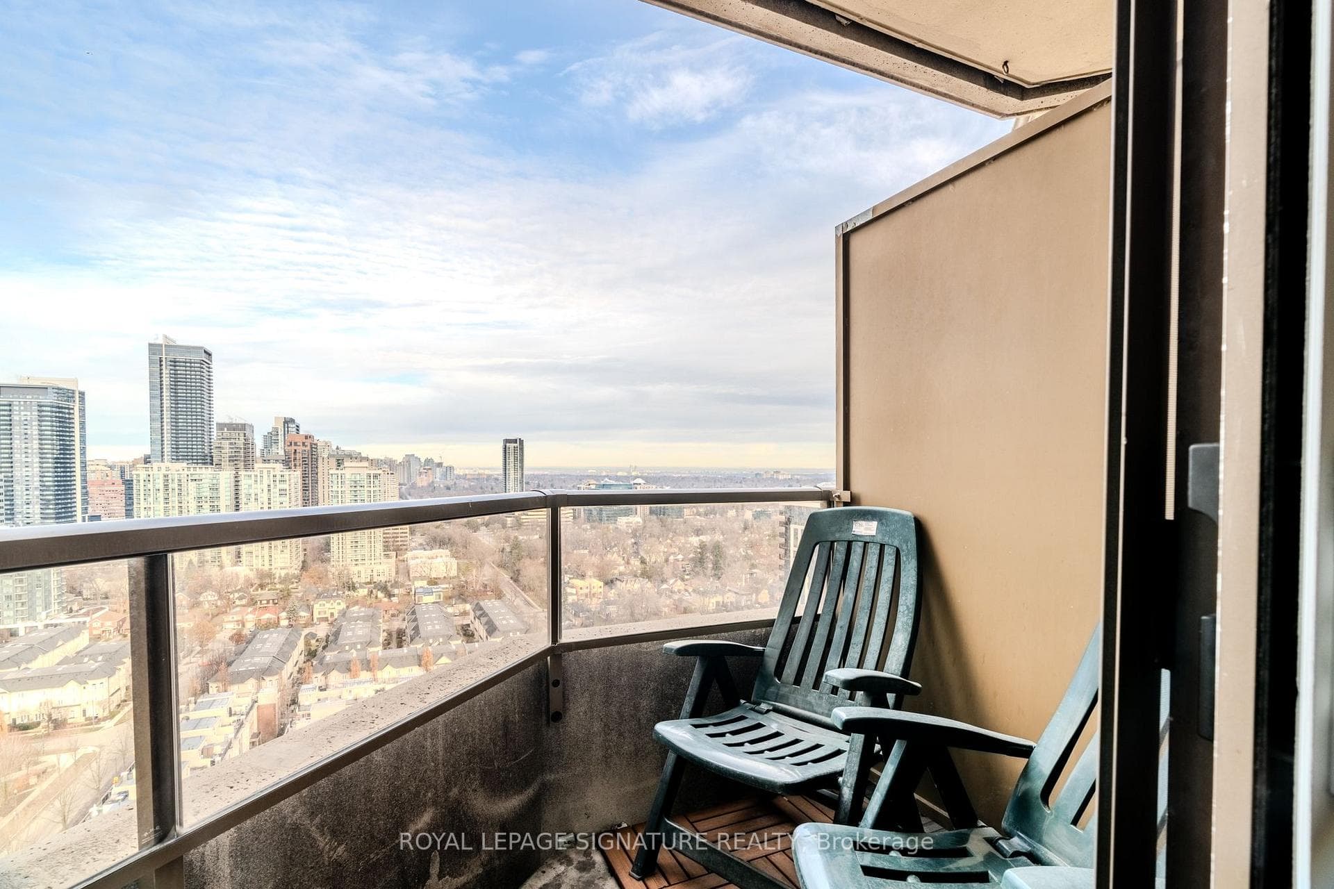 80 Harrison Garden Boulevard Unit 2328 photo 11