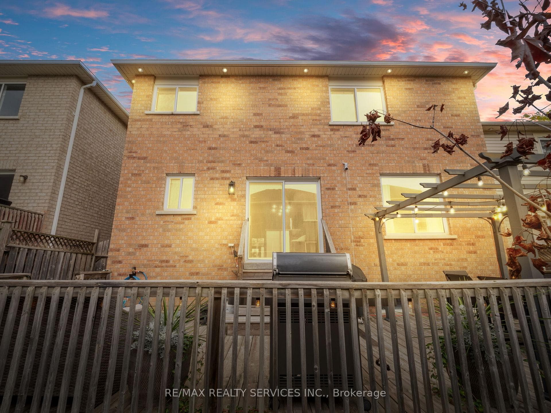 334 Edenbrook Hill Drive photo 40