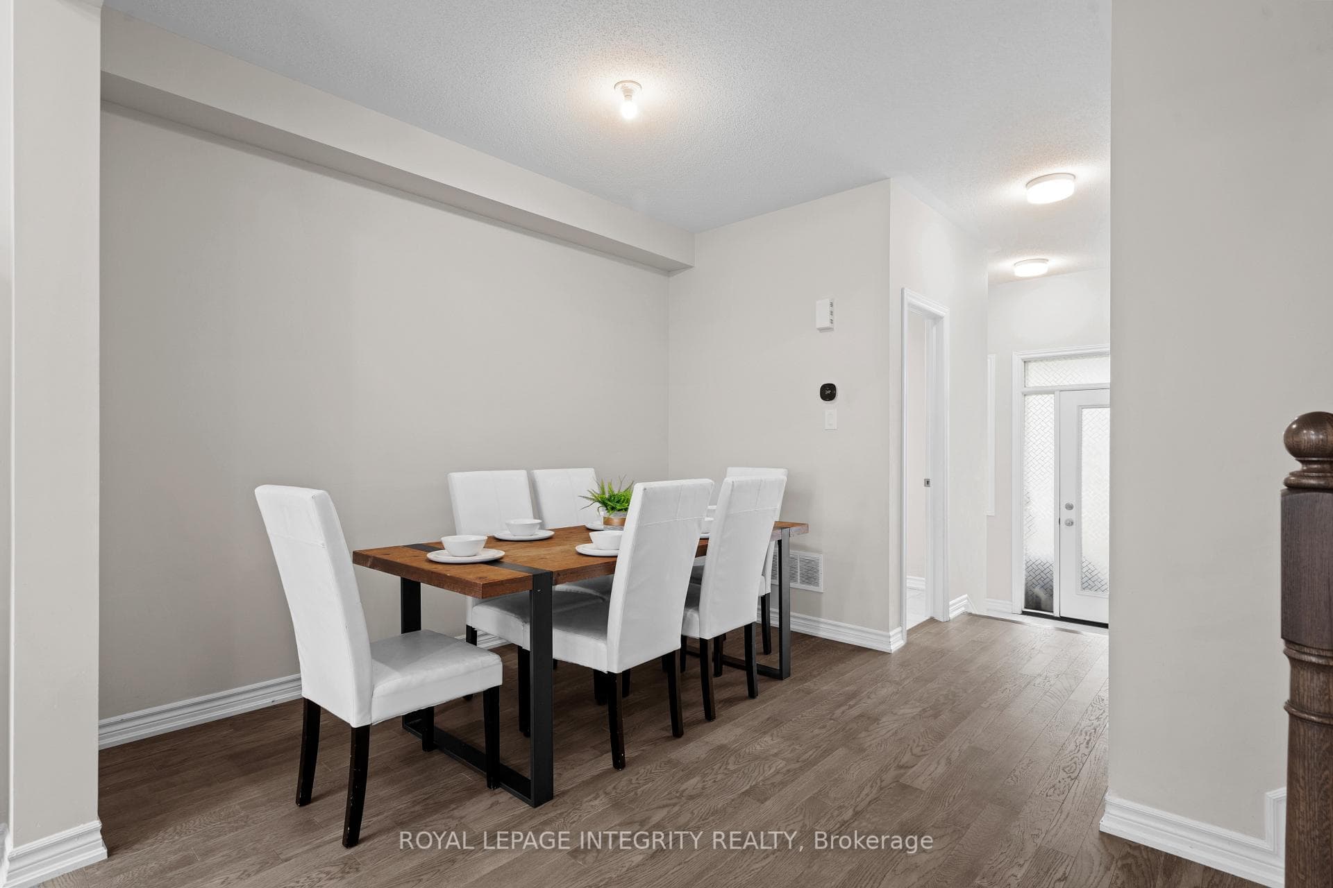 Dining room reversed