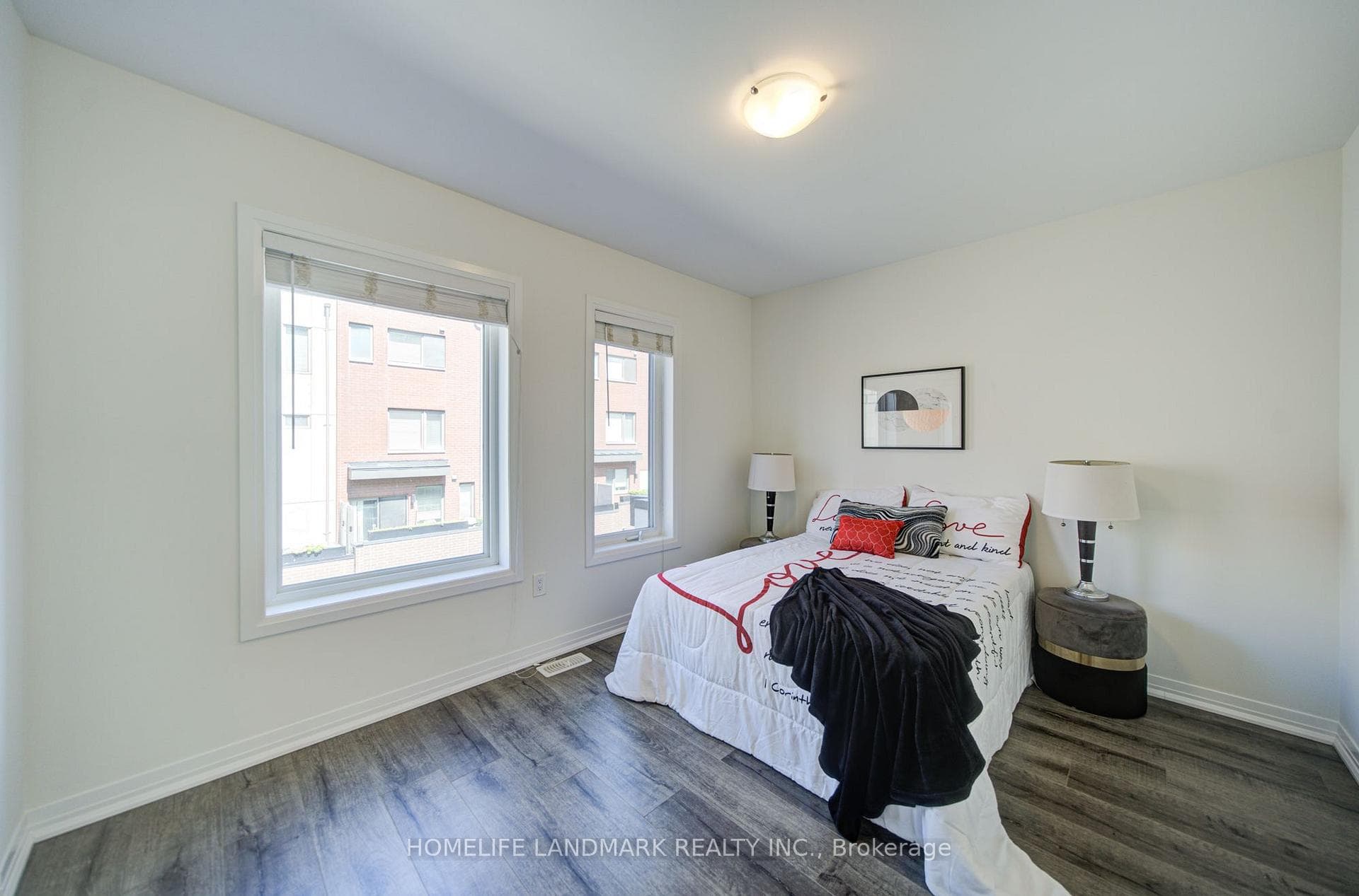 38 Sarah Jackson Crescent photo 20