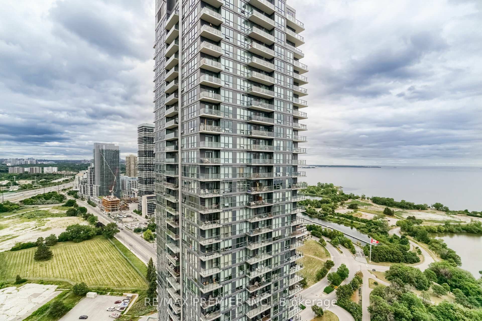 2212 Lake Shore Boulevard Unit 303 photo 19