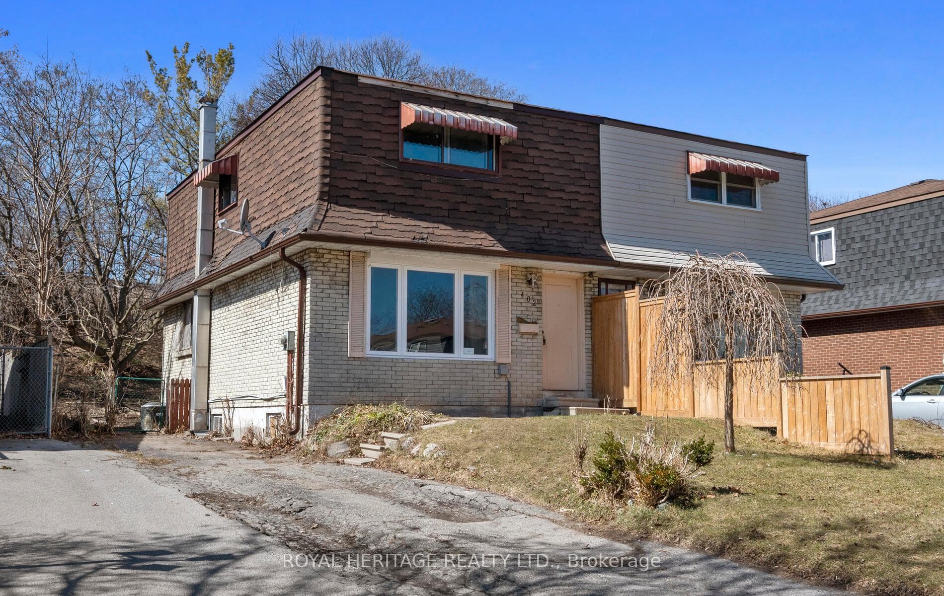 402 Harcourt