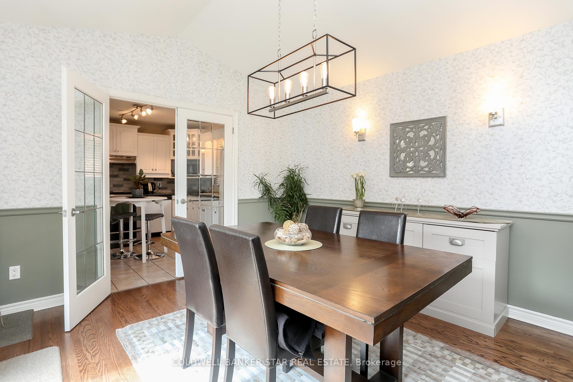 7 Wright Crescent photo 15