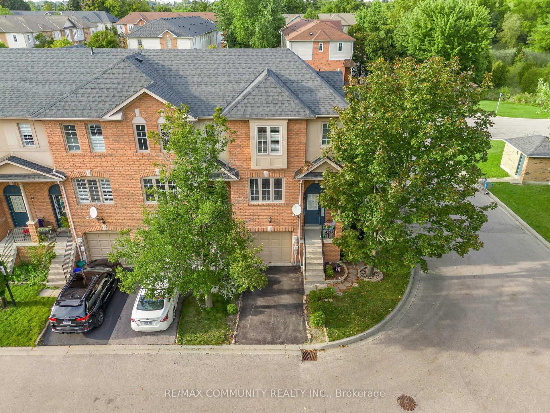 95 Salmon Way photo 2