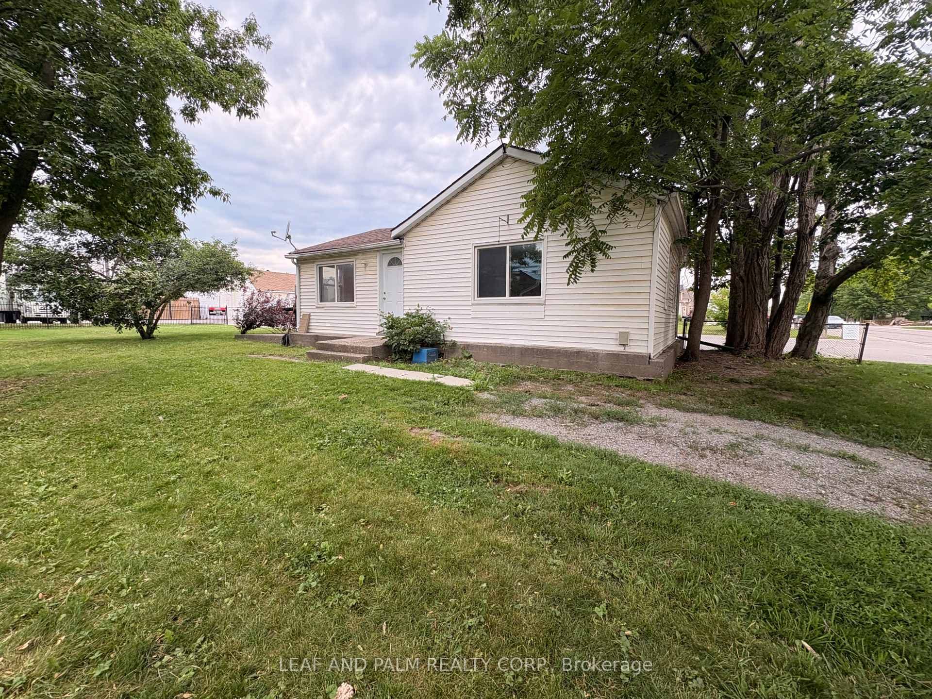 10766 Victoria Square Boulevard photo 7
