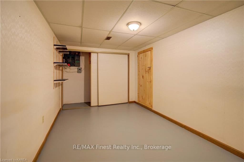 39 GREEN Drive photo 36