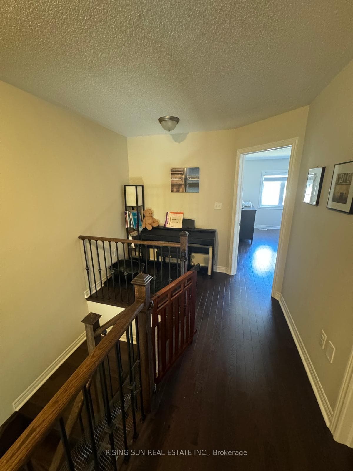 49 Pearman Crescent photo 8