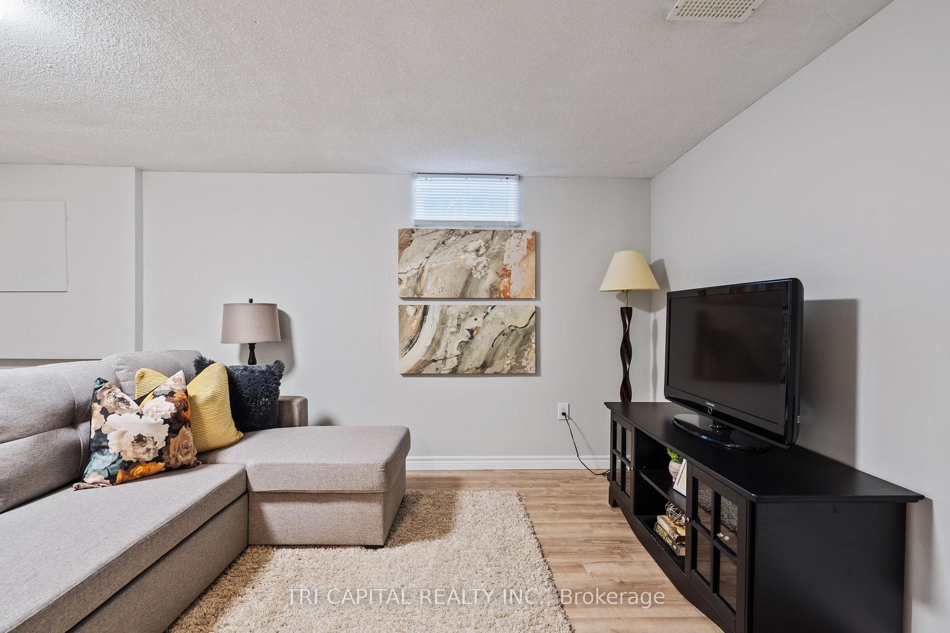116 Bonaventure Drive photo 24