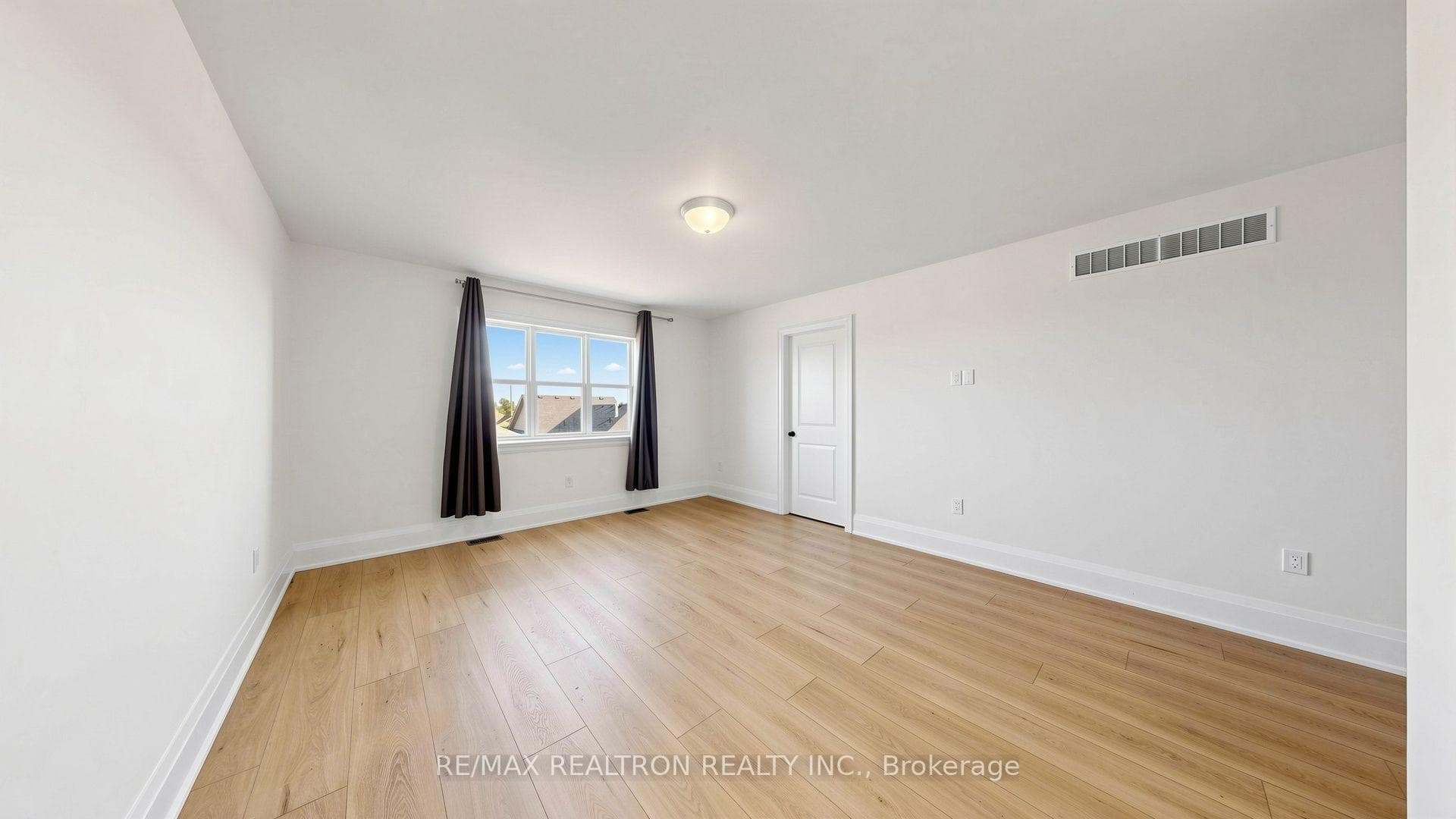 4 Braeburn Street photo 26