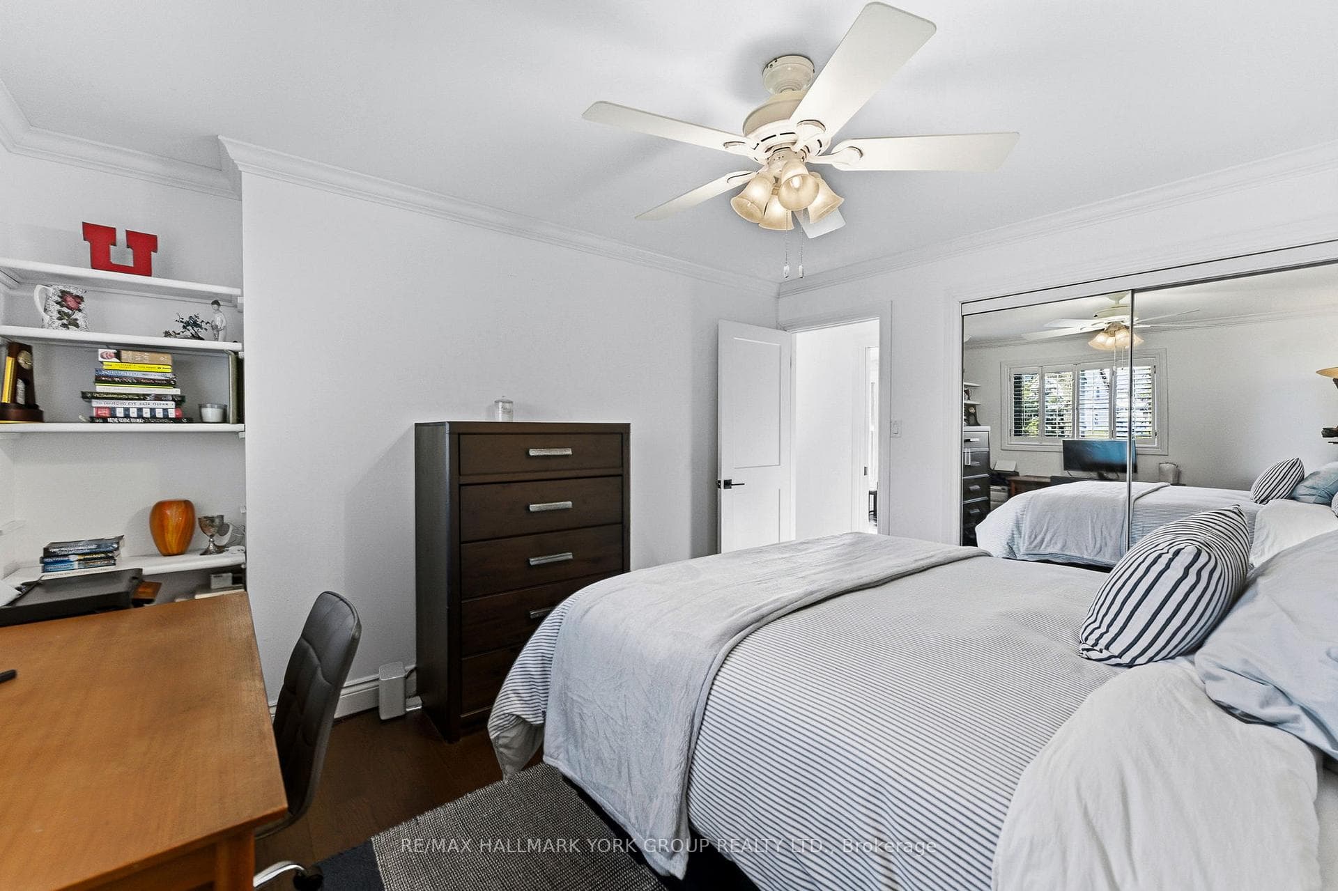 281 Hedge Road photo 20