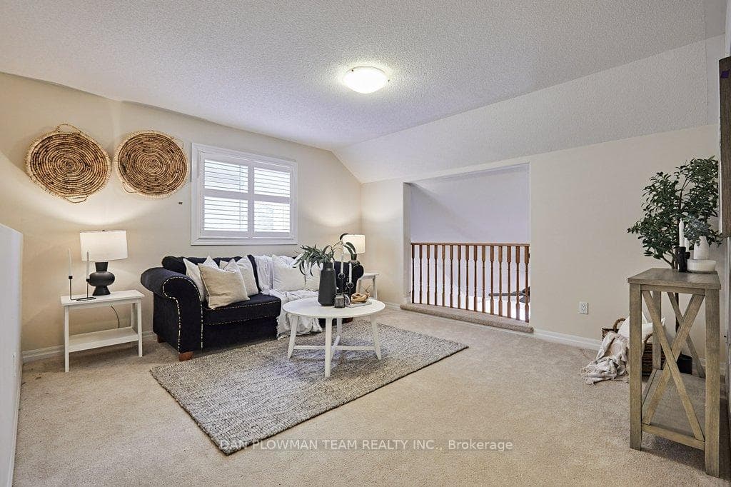 768 Ormond Drive photo 25