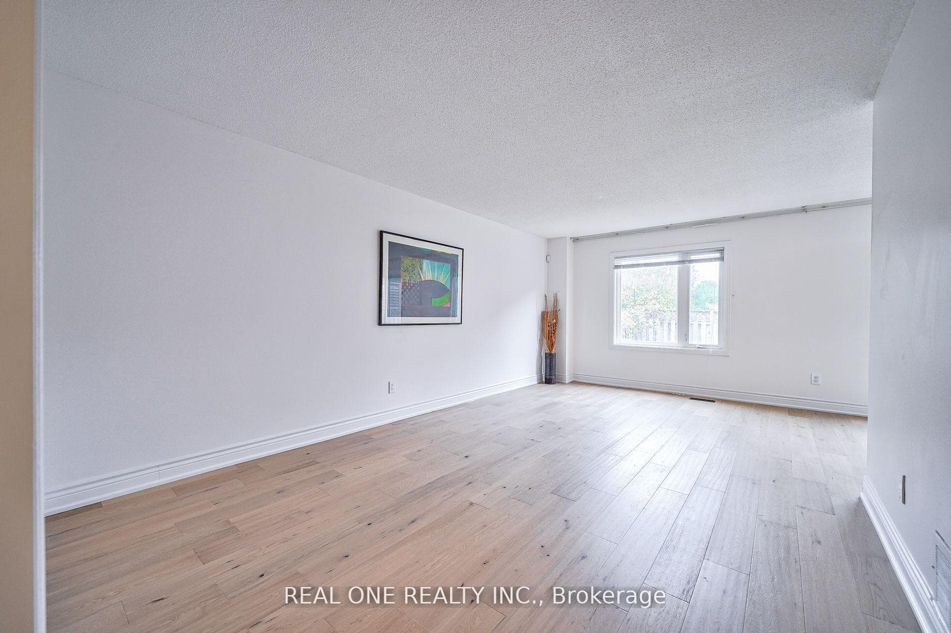 85 Mountfield Crescent photo 3