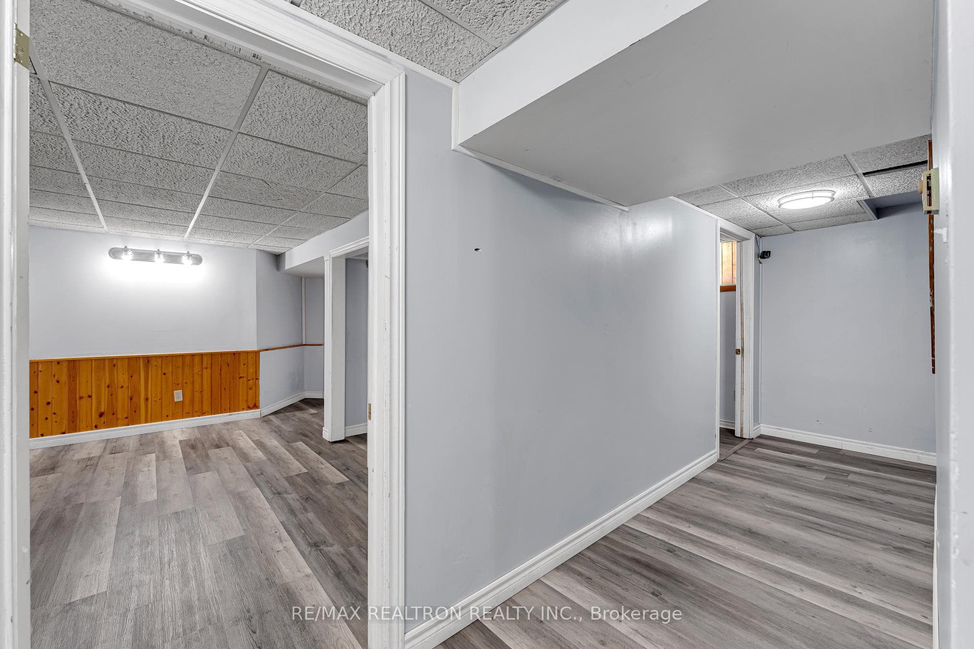 709 Ridley Drive photo 25
