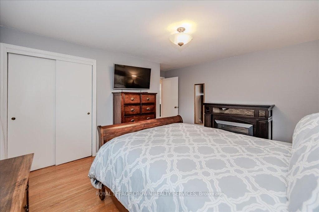 21 Highland Crescent photo 15