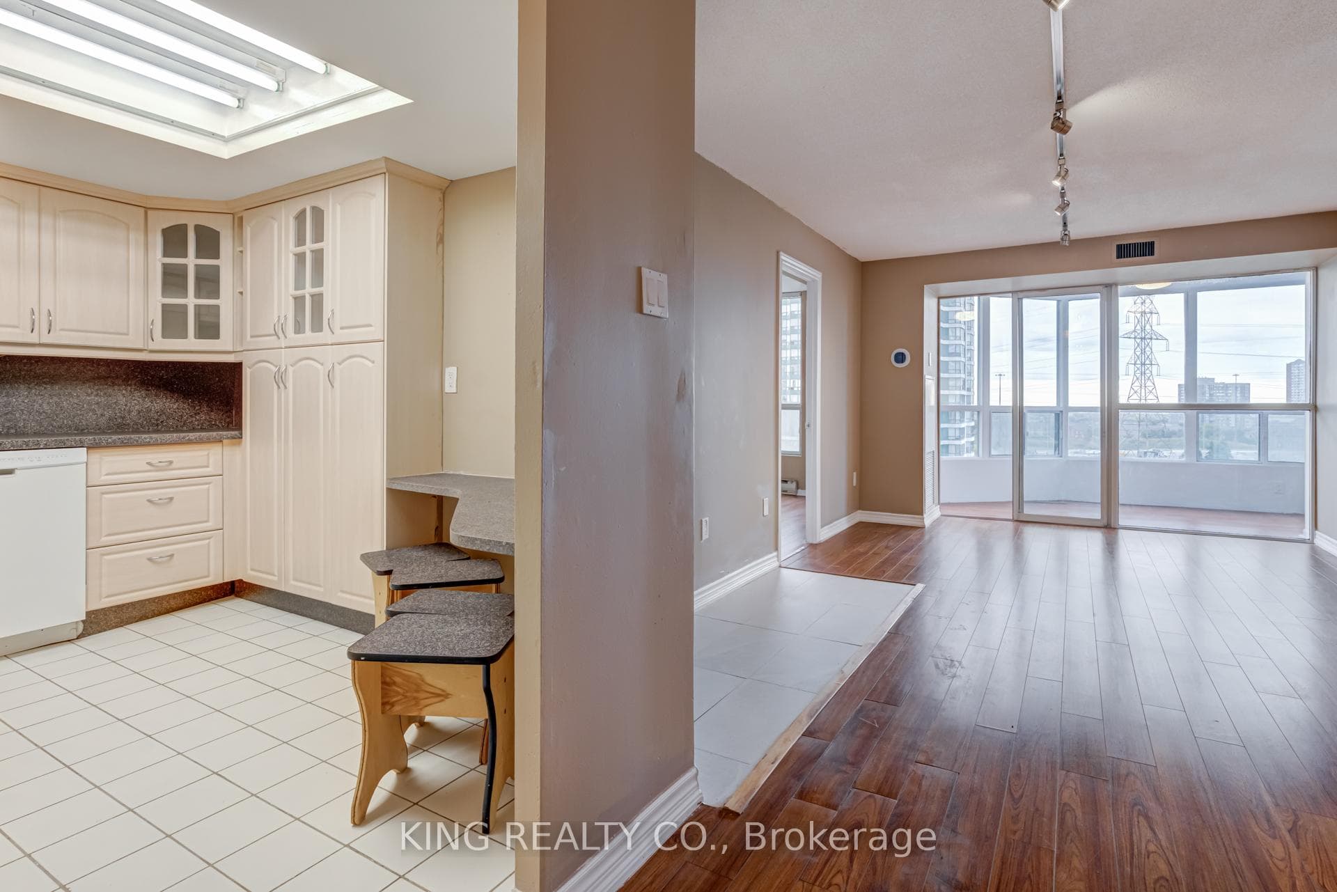 4470 Tucana Court Unit 808 photo 12