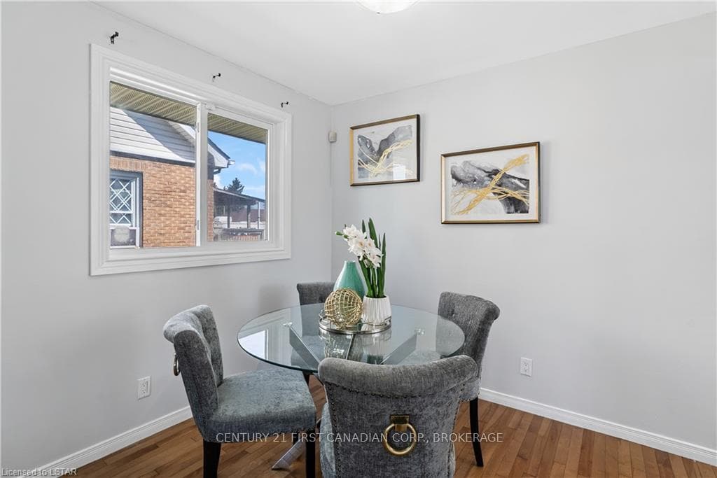 332 BELFIELD Street photo 11