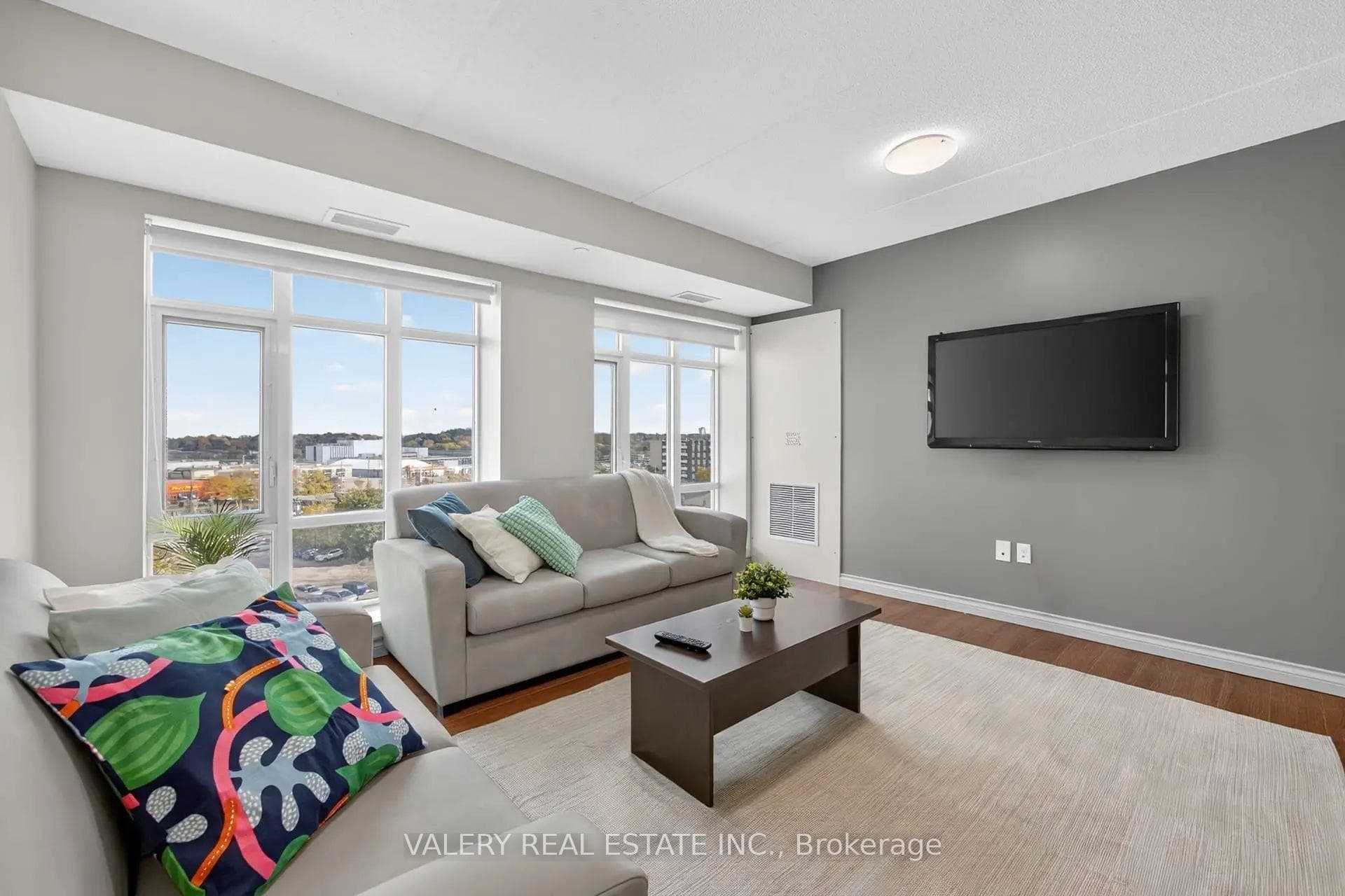 328 Regina Street Unit 602 photo 4