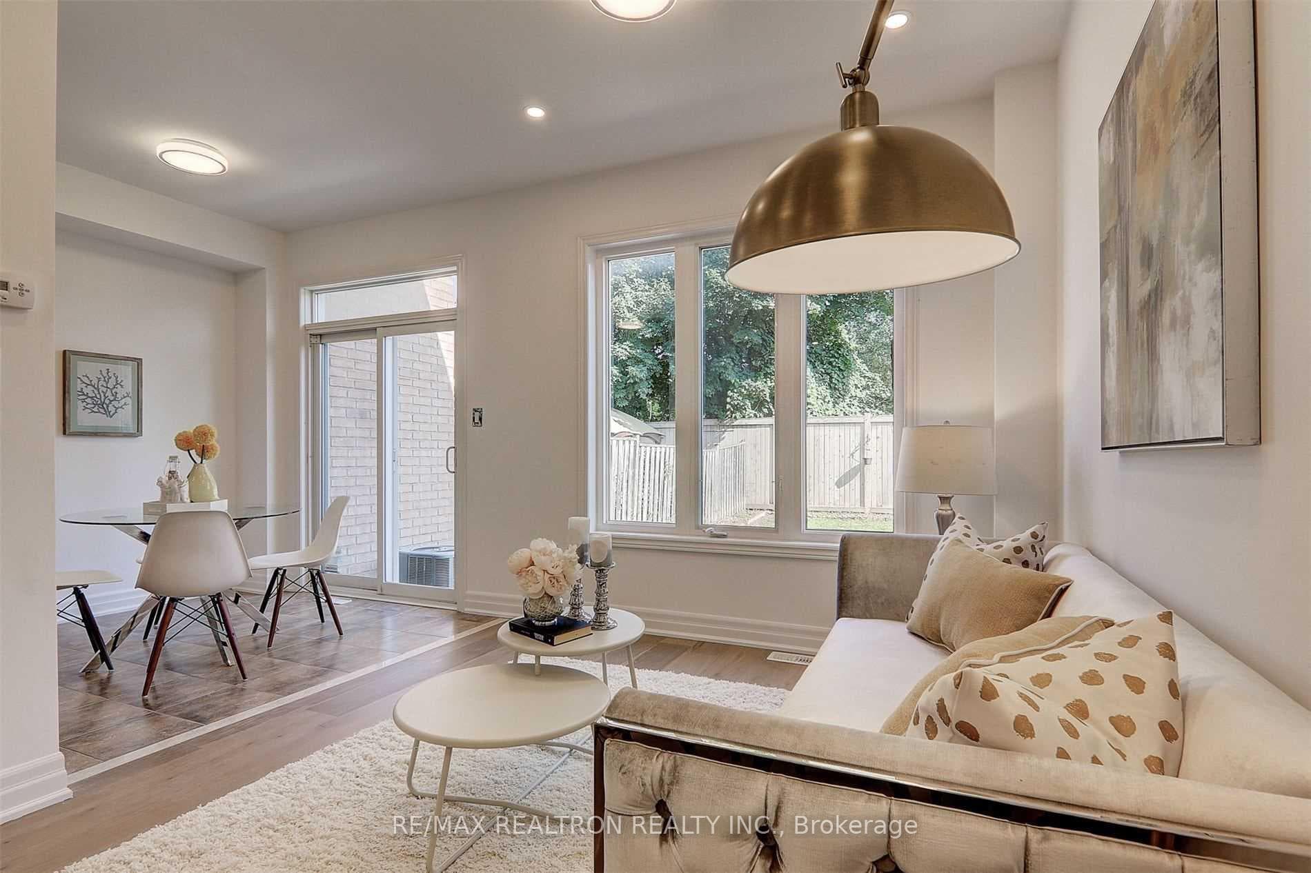8 Townwood Drive Unit 67 photo 9